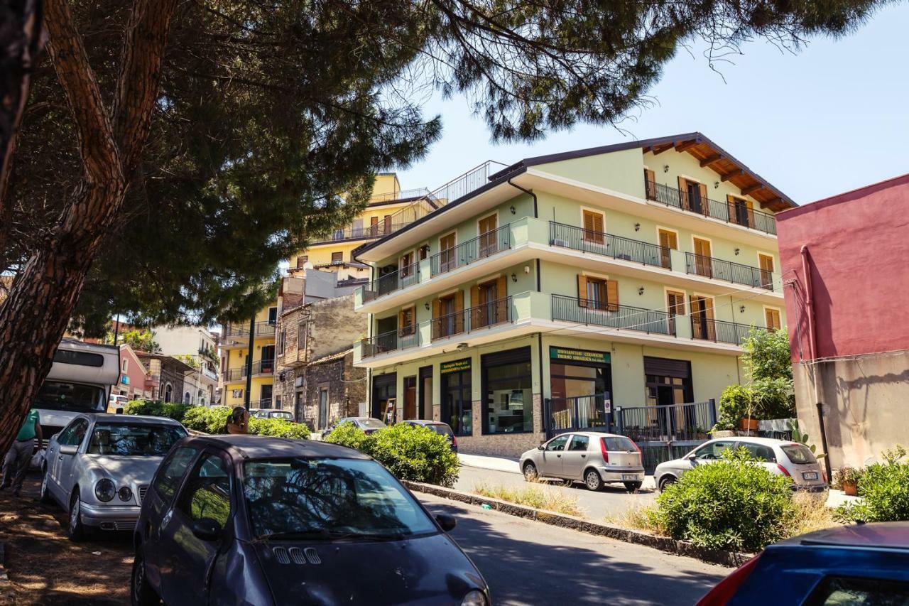 Rocca Degli Etnei Bed & Breakfast Paterno  Eksteriør bilde